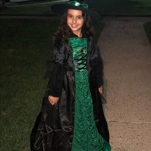 Spirit Gothic Witch Child size Medium 7-10